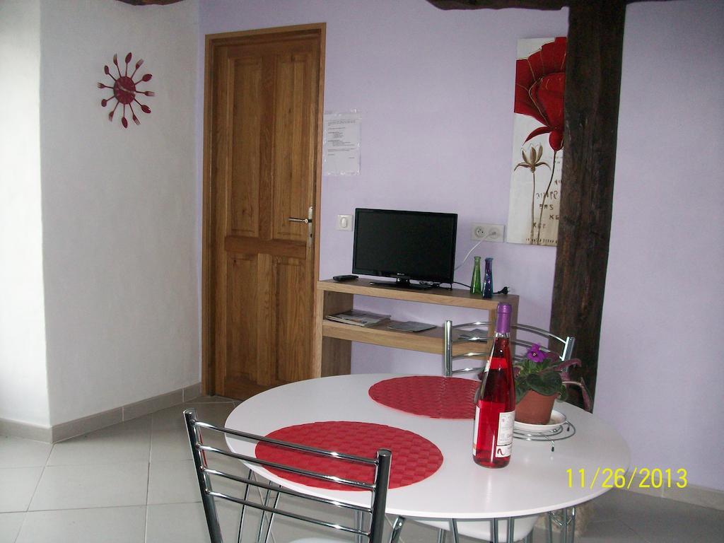 Appartement Larraburuko-Borda Sare Bilik gambar
